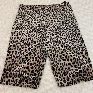Velvet cheetah biker shorts